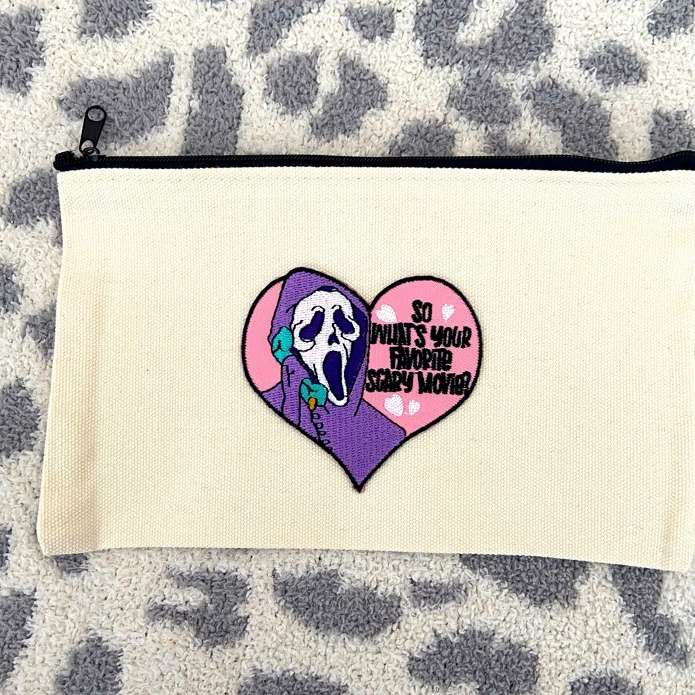 HANDMADE COSMETICS BAG WITH ‘SCREAM’ PATCH - Picture 2 of 7